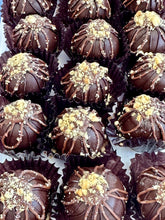 Load image into Gallery viewer, Big Wig Truffle