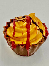 Load image into Gallery viewer, Sea Salt Caramel Cupcake Truffle
